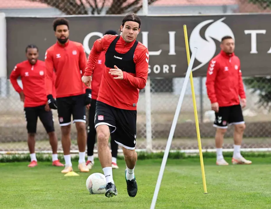 Sivasspor, Fenerbahçe maçının hazırlıklarını sürdürdü