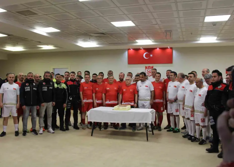 Sivas’ta şehitlerin anısına özel maç
