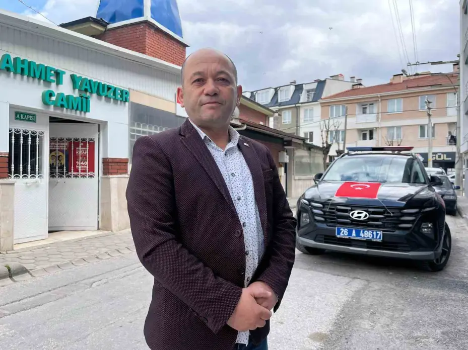 (ÖZEL) ‘Camide kavga var’ diye gelen ekibini şiir ve dua ile karşıladılar
