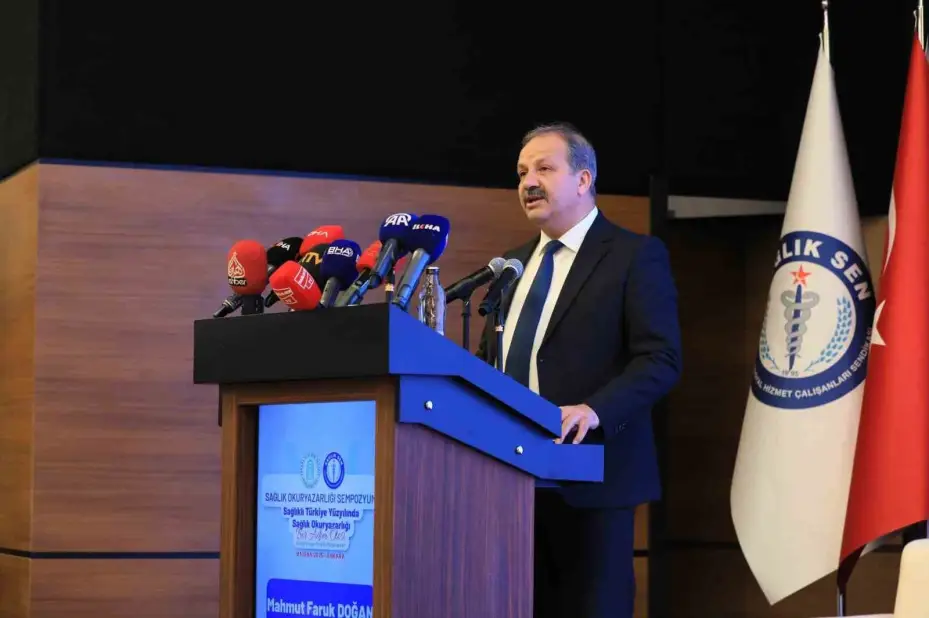 Sağlık-Sen Başkanı Doğan’dan sağlık çalışanlarına çağrı: "Geleceğin daha güçlü, daha adil sağlık sistemini birlikte kuralım"