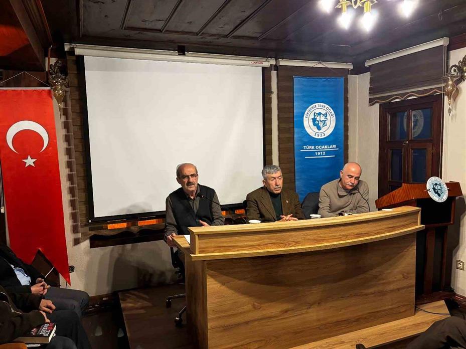 Eskişehir Türk Ocağı’nda Dava’nın Davası kitabı konuşuldu