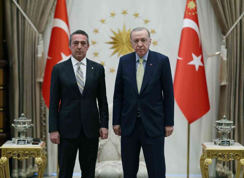 Cumhurbaşkanı Erdoğan, Fenerbahçe Spor Kulübü Başkanı Koç’u kabul etti