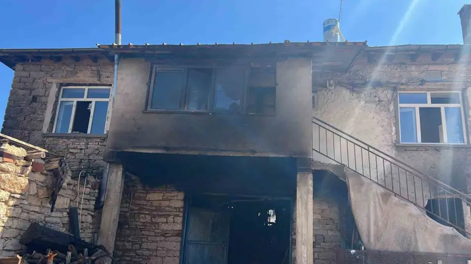 Konya’da ev yangını