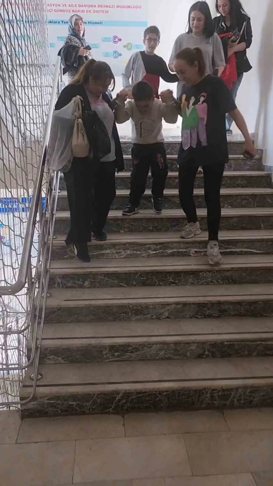 Sağlık personeline yönelik acil durum tahliye tatbikatı düzenlendi