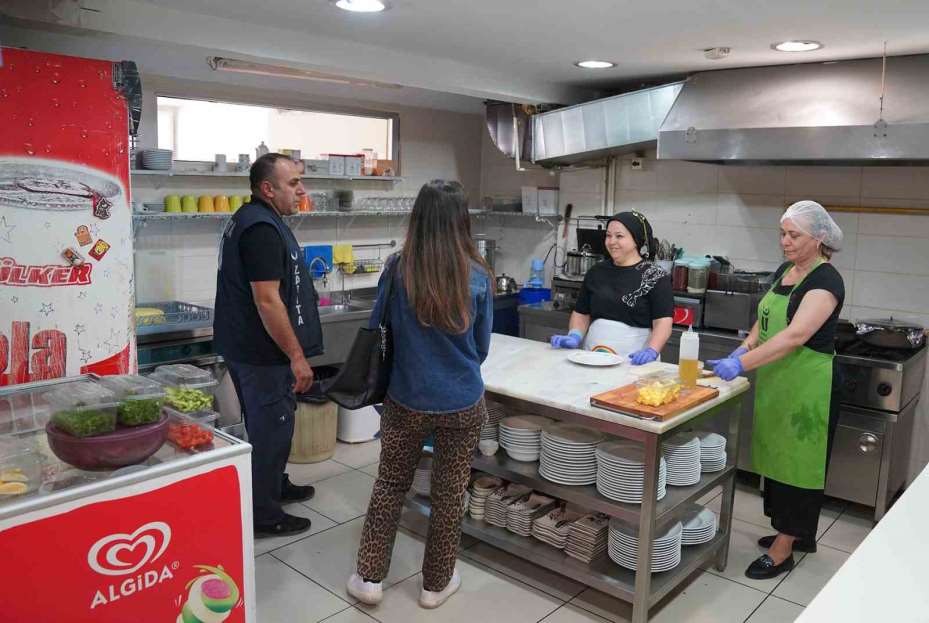 Mavi Bayraklı işletmeler denetleniyor, yeni başvurular değerlendiriliyor