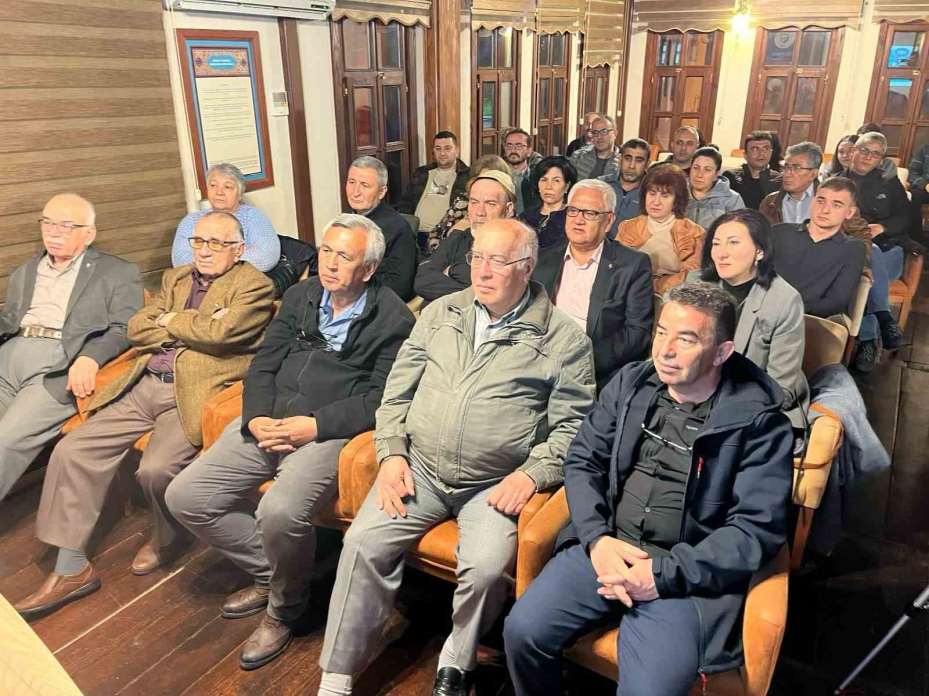 Eskişehir Türk Ocağı’nda ‘Bir Zamanlar Dobruca’ konulu konferans ilgi gördü