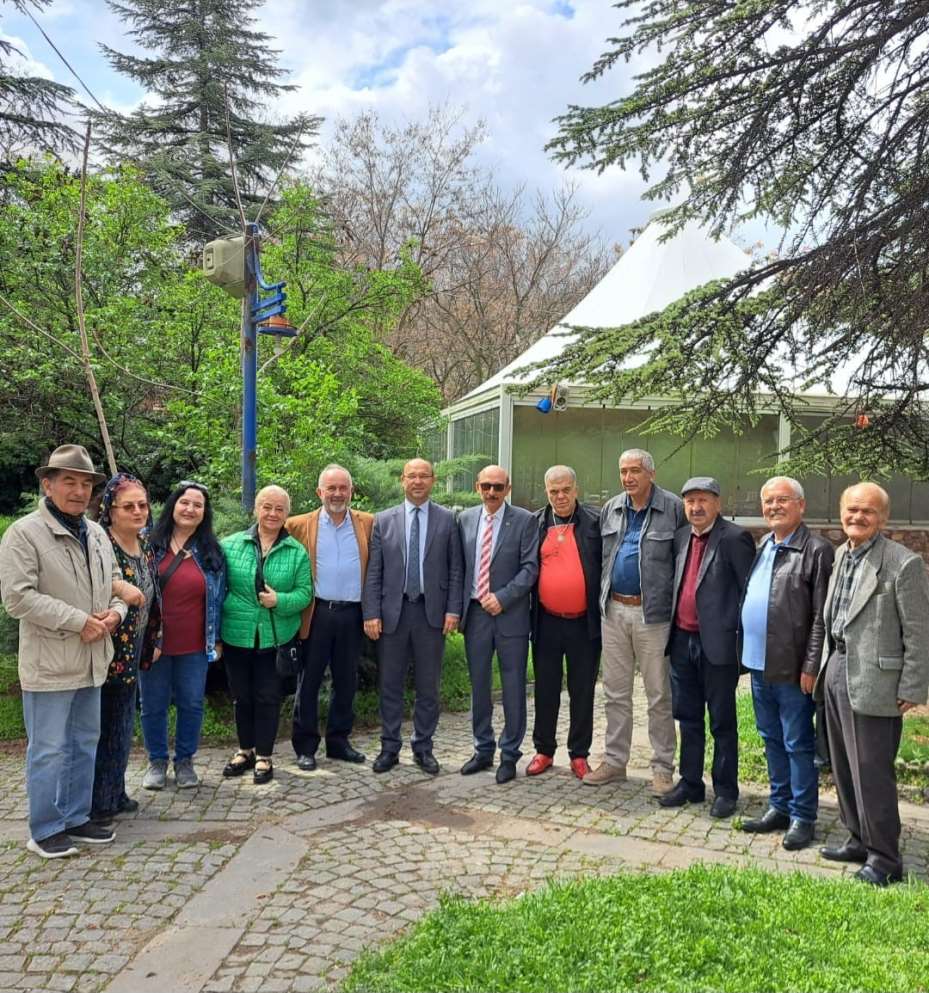 Eskişehir’de şiir ve müzik etkinliğine katılan şairler ve ozanlar, gezdikleri tarihi eserlere hayran kaldılar