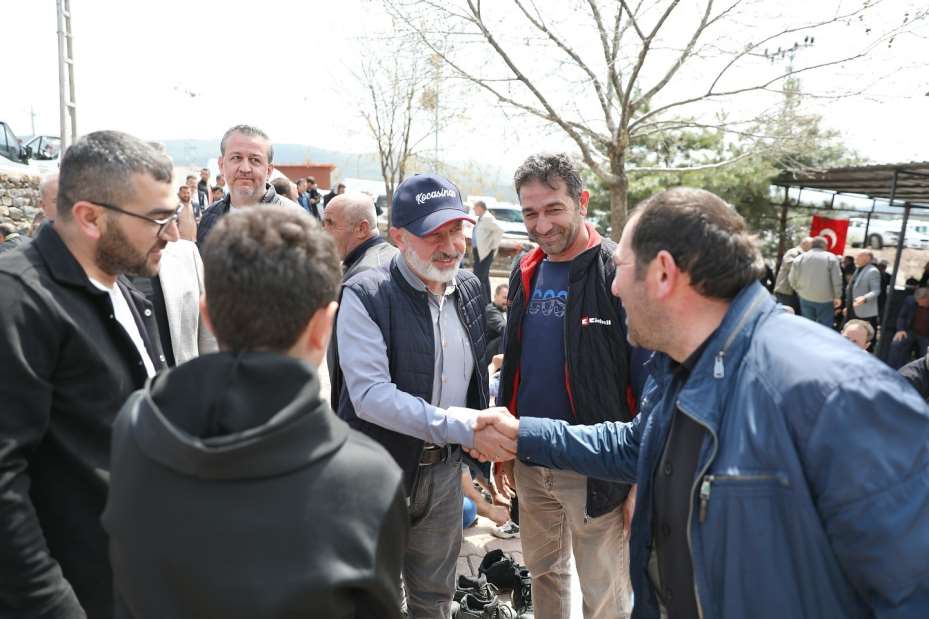 Başkan Çolakbayrakdar: "Hizmetlerimizle kırsalın yaşam kalitesini artırıyoruz"