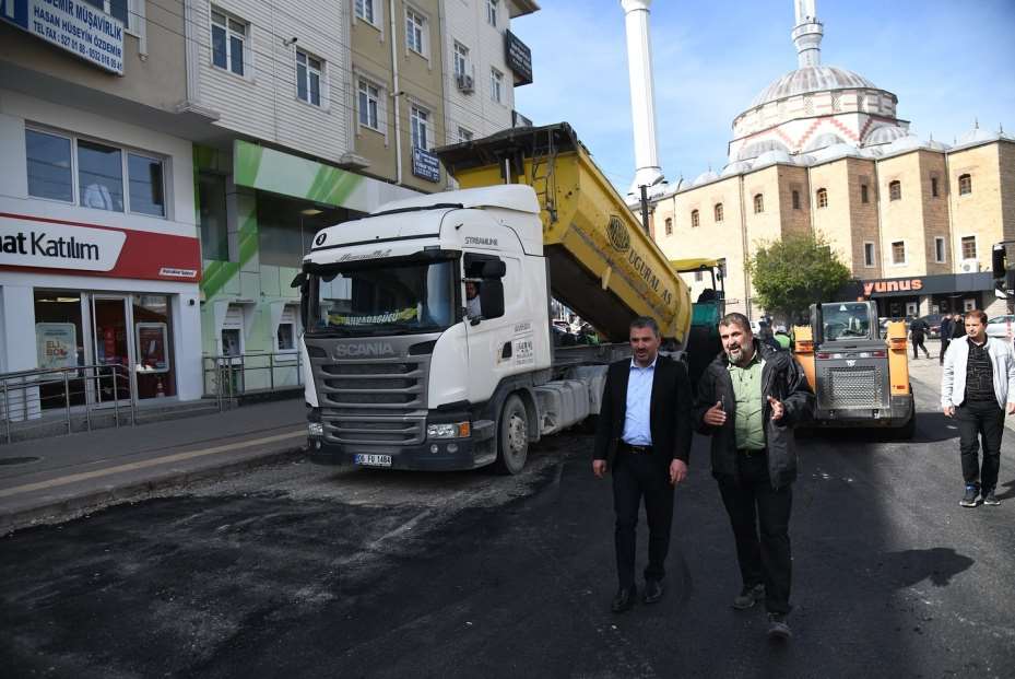 Pursaklar Belediyesi, yol yenileme çalışmalarına başladı