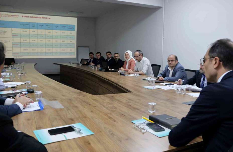 İl Sağlık Müdürü Erşan’dan tüm sağlık ekibine çağrı: "Gönülden bir seferberlik başlatın"