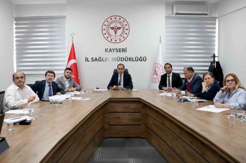 İl Sağlık Müdürü Erşan’dan tüm sağlık ekibine çağrı: "Gönülden bir seferberlik başlatın"