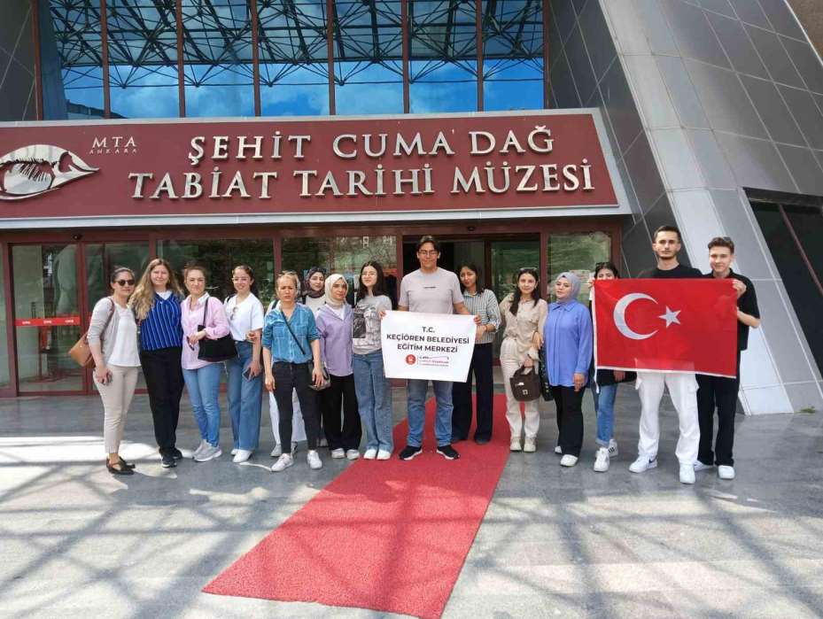 Keçiören Belediyesi’nden öğrencilere motivasyon gezisi