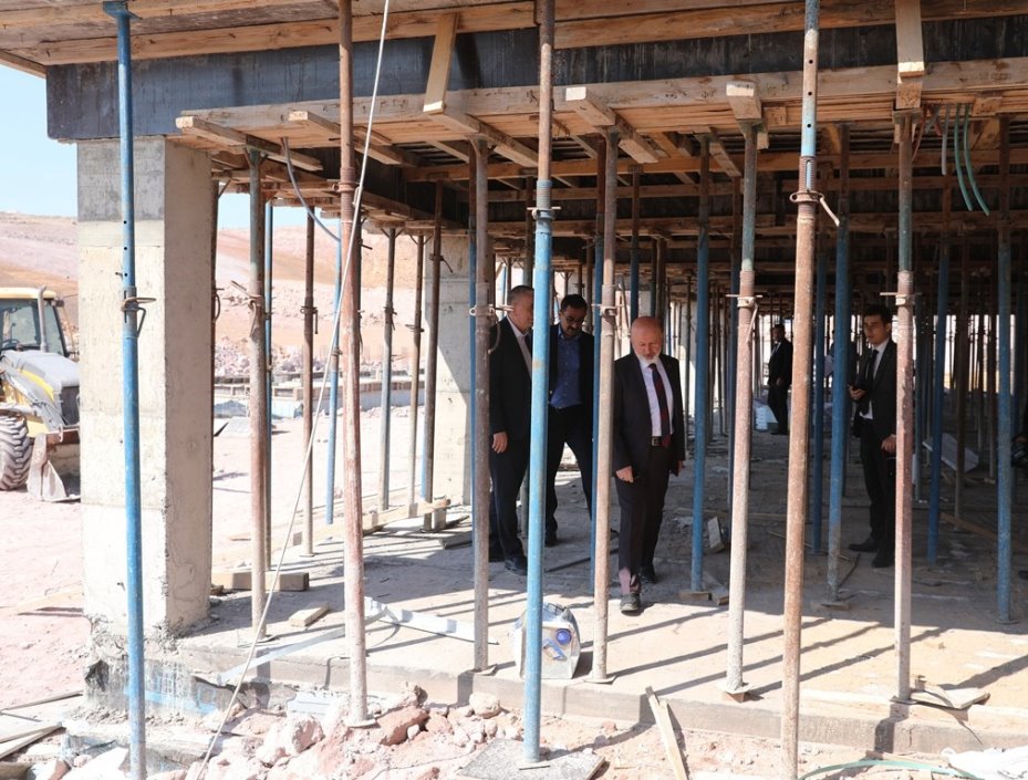 Başkan Çolakbayrakdar: "Hayvan Bakımevi ve Rehabilitasyon Merkezi de Türkiye’ye örnek olacak"