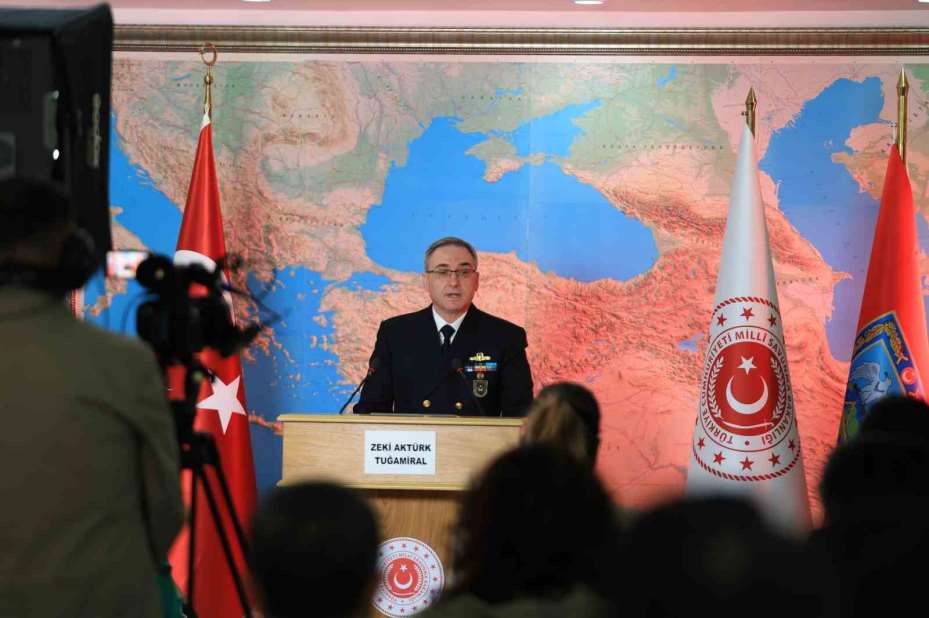 MSB kaynakları: "’Türkiye, Pakistan’a 6 uçak dolusu silah gönderdi’ iddiası doğru değil"