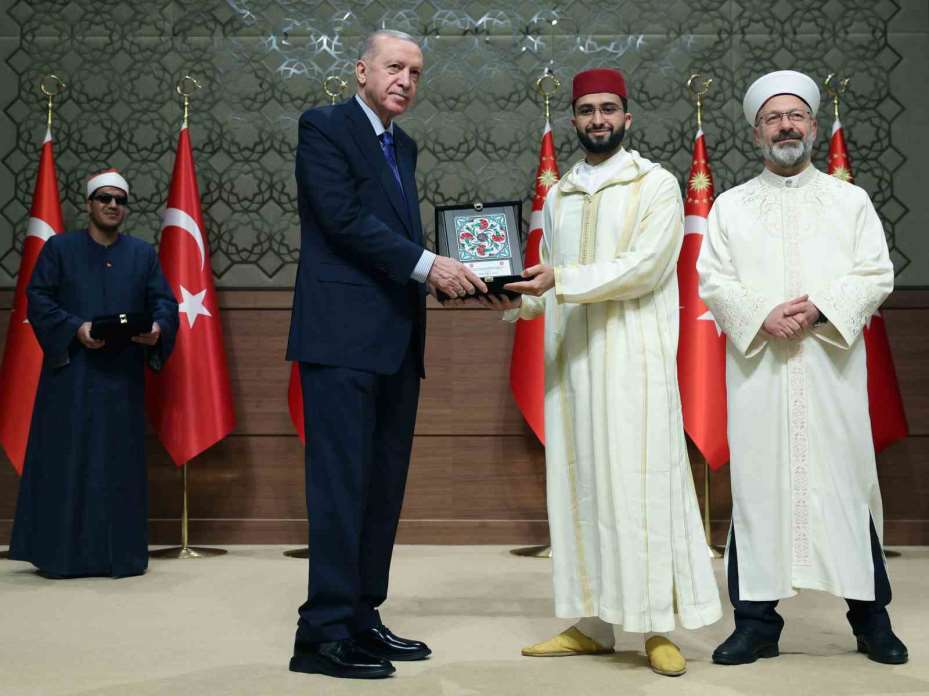 Cumhurbaşkanı Erdoğan: "Ya aslımıza dönecek ya da yapamadıklarımız için nedamet getirmeye devam edeceğiz"