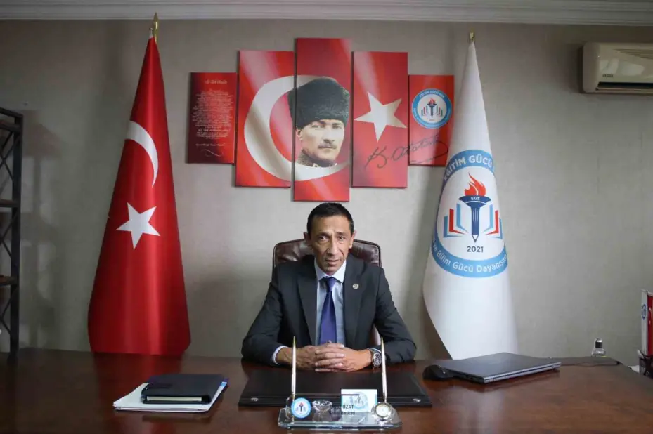Eğitim Gücü-Sen Başkanı Özat: "Bugün yalnızca bir anma değil, çalışma koşullarına duyulan ihtiyacın güçlü bir şekilde dile getirildiği gündür"