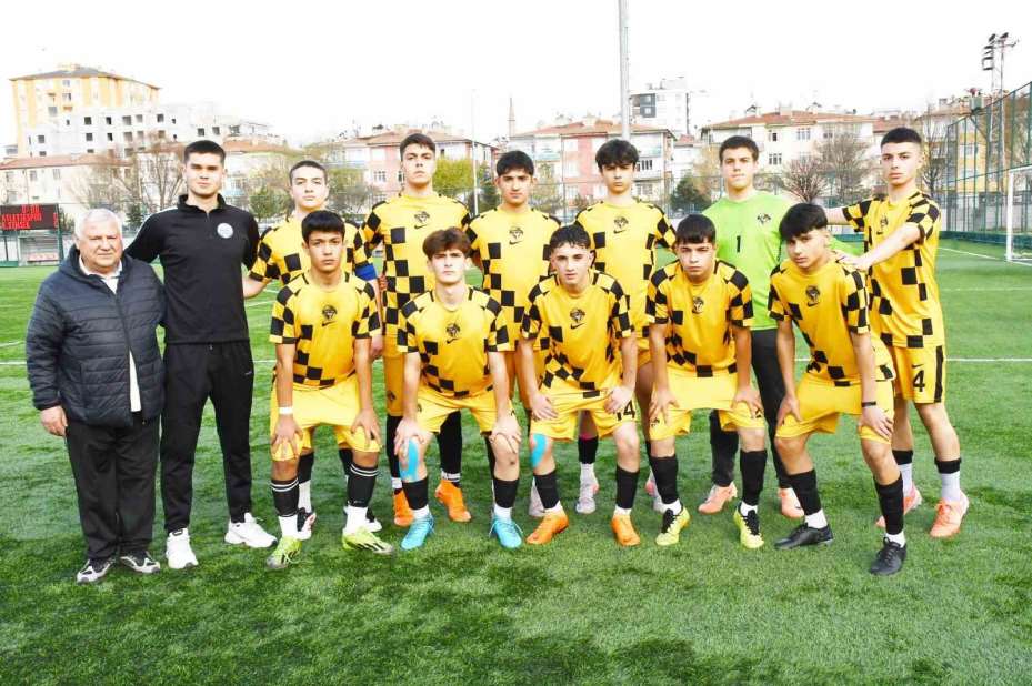 Kocasinan Şimşekspor şampiyon oldu
