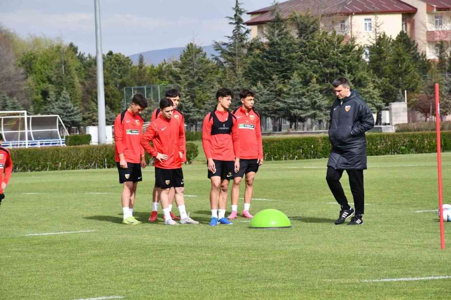 Jakirovic: "Her şey planladığımız ve öngördüğümüz şekilde gerçekleşti"
