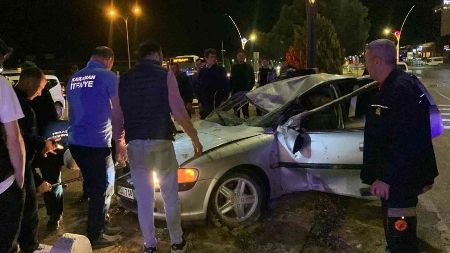 Karaman’da takla atan otomobildeki 2 kişi yaralandı