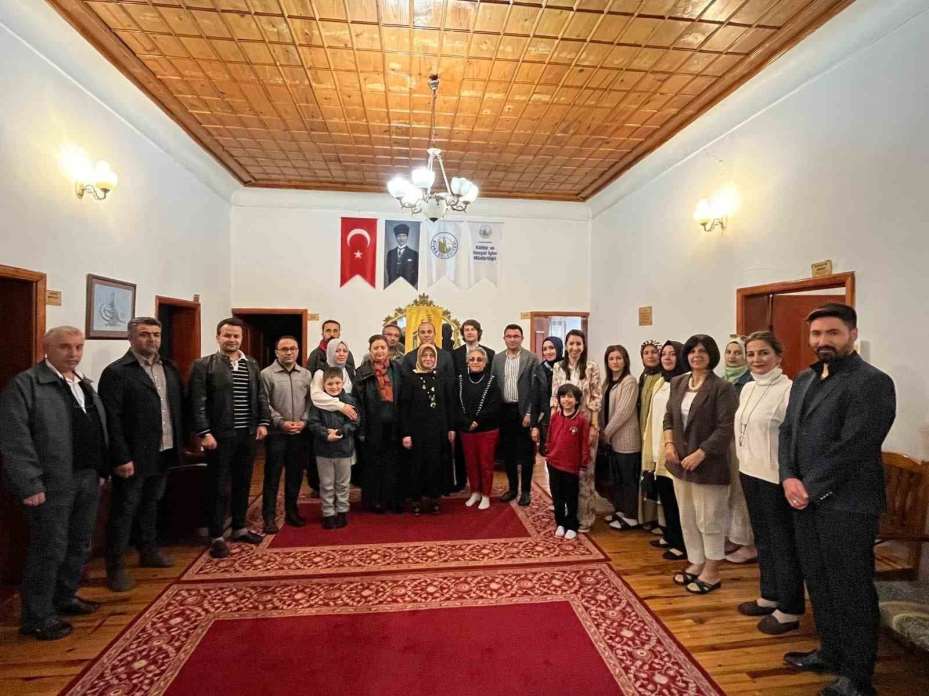Sivas’ta Edebiyat Akademisi devam ediyor