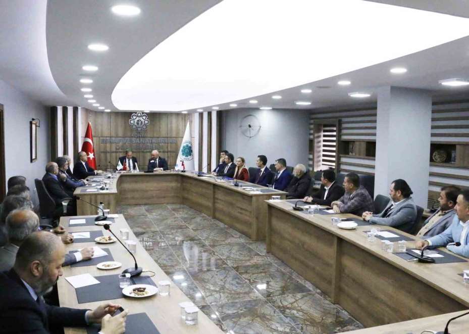 TSE Başkanı Şahin’in oda başkanlarıyla bir araya geldi