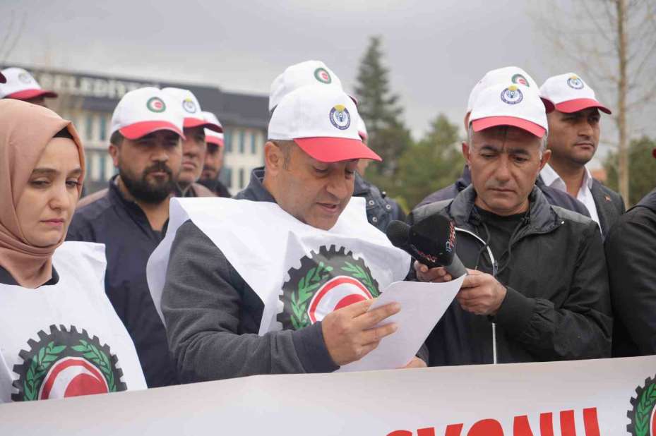 HAK-İŞ Niğde’de 1 Mayıs’ı kutladı: "Emeğin ve emekçinin yanındayız"