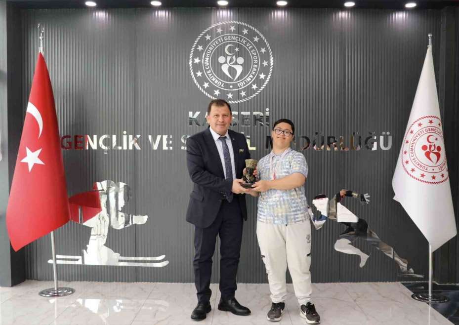 Özel şampiyonlardan özel ziyaret