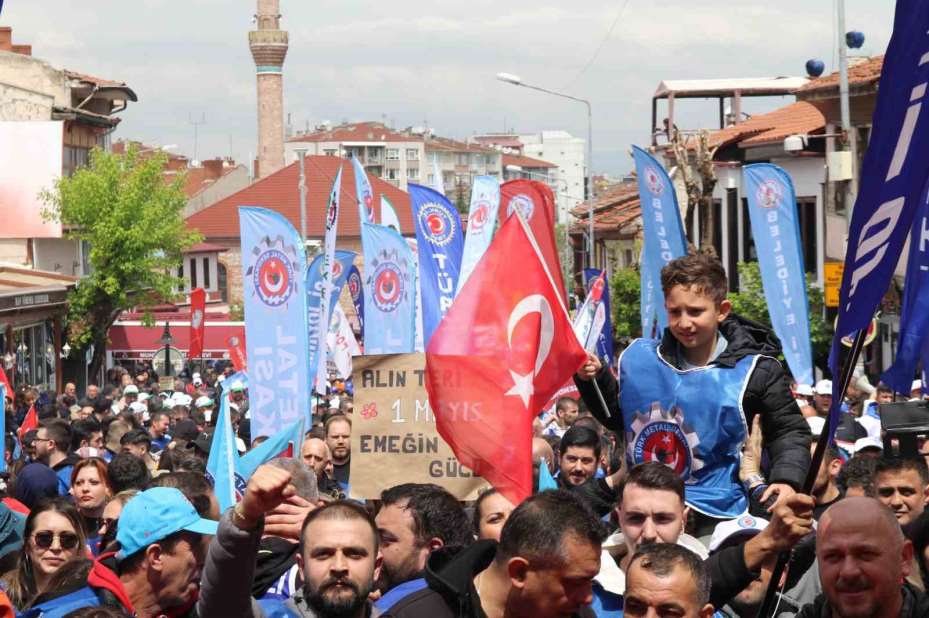 Eskişehir’de 1 Mayıs İşçi Bayramı coşkuyla kutlandı