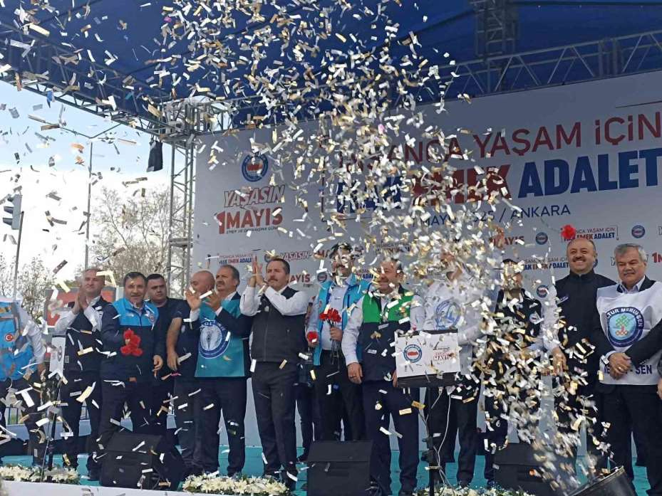 Memur-Sen Genel Başkanı Yalçın: "Tavsiyeye uymanın değil, günü kurtarmanın derdindeyiz"