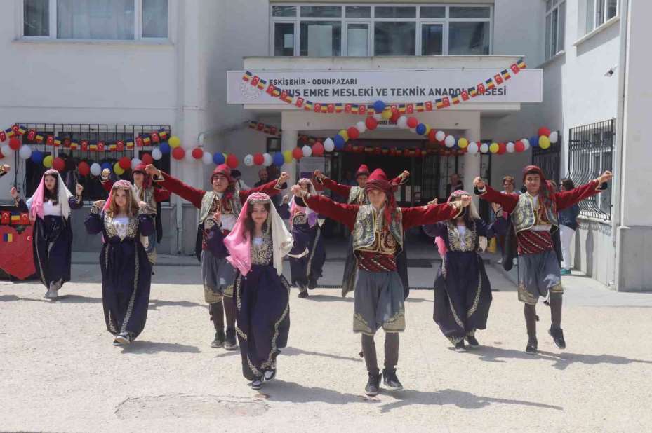 (ÖZEL) Eskişehir’e bin kilometre uzaktan kardeş okul geliyor