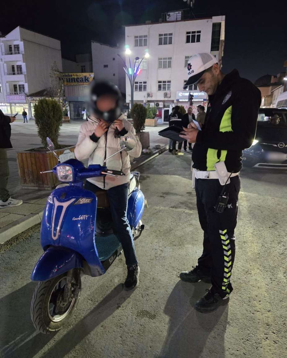 Yozgat’ta abartı egzoz ve modifiye araç denetiminde 9 araca cezai işlem uygulandı