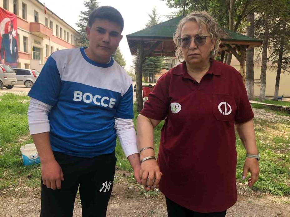 (ÖZEL) Tazelenme Üniversitesinin yaşlı öğrencileri bocce ile tanıştı