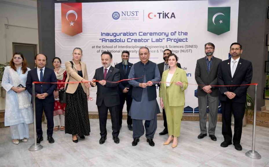 TİKA’dan Pakistan’da geleceğin mühendislerine teknolojik destek