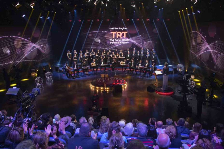 TRT Türk sanat müziği personel korosu konseri 33’üncü yılında