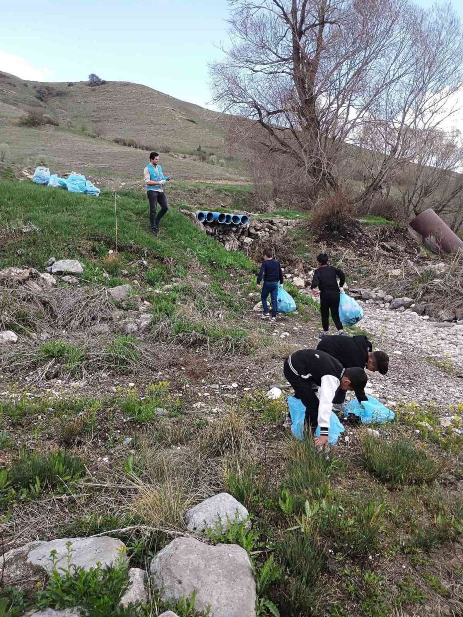 Daha temiz Tomarza için mesire alanları temizlendi