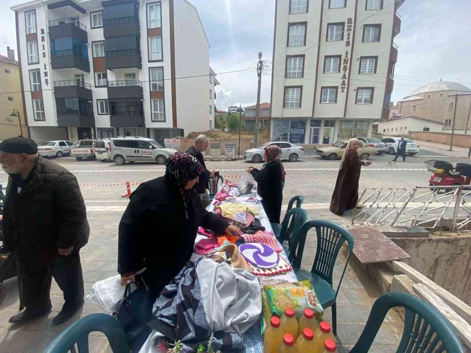 Yozgat’ta, Kudüs ve Filistin’e destek amacıyla hayır çarşısı kuruldu