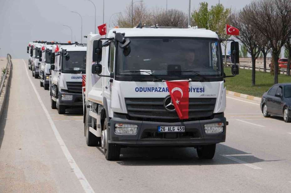 Odunpazarı Belediyesi’nden kamusal yarar için örnek adım: Yeni araçlar hizmete girdi