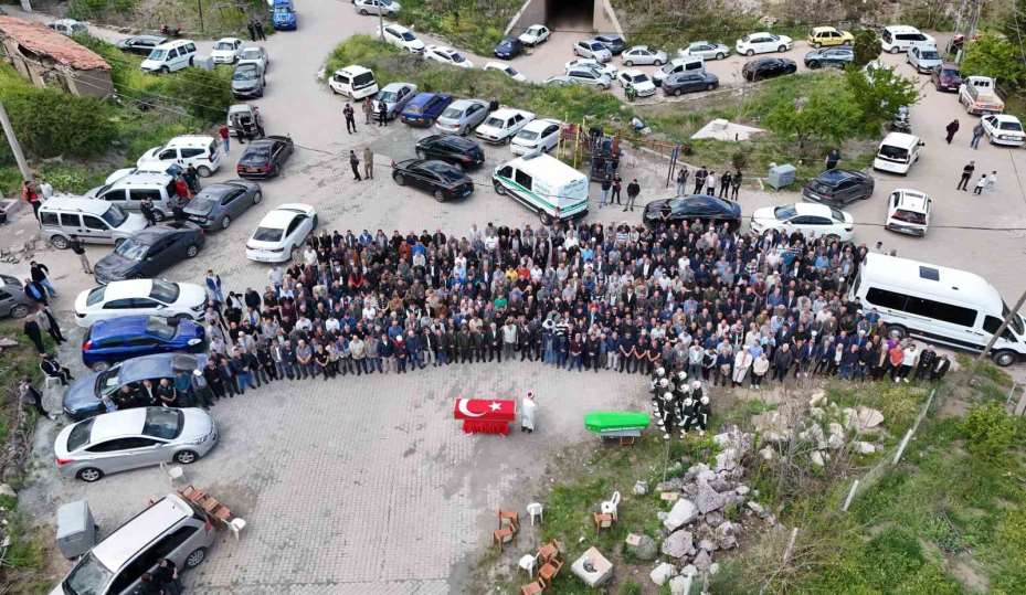 Karbonmonoksit gazından zehirlenen gazi ve eşi toprağa verildi