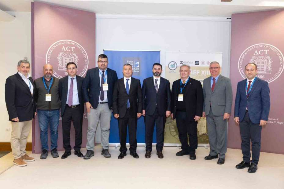 Anadolu Üniversitesi ortaklığı ile düzenlenen ICOAEF XIII Selanik’te gerçekleştirildi