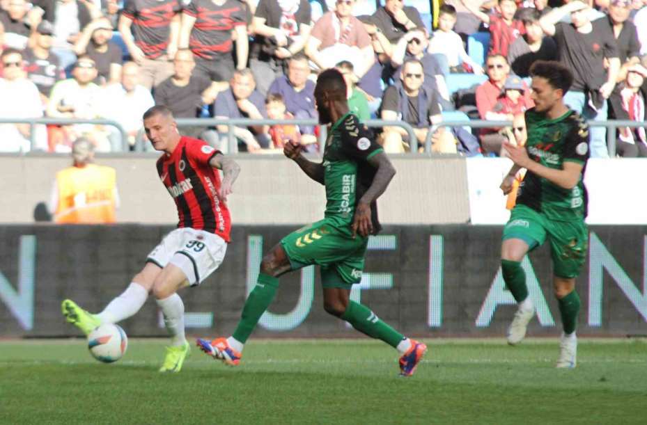 Trendyol 1. Lig: Gençlerbirliği: 1 - Sakaryaspor: 0