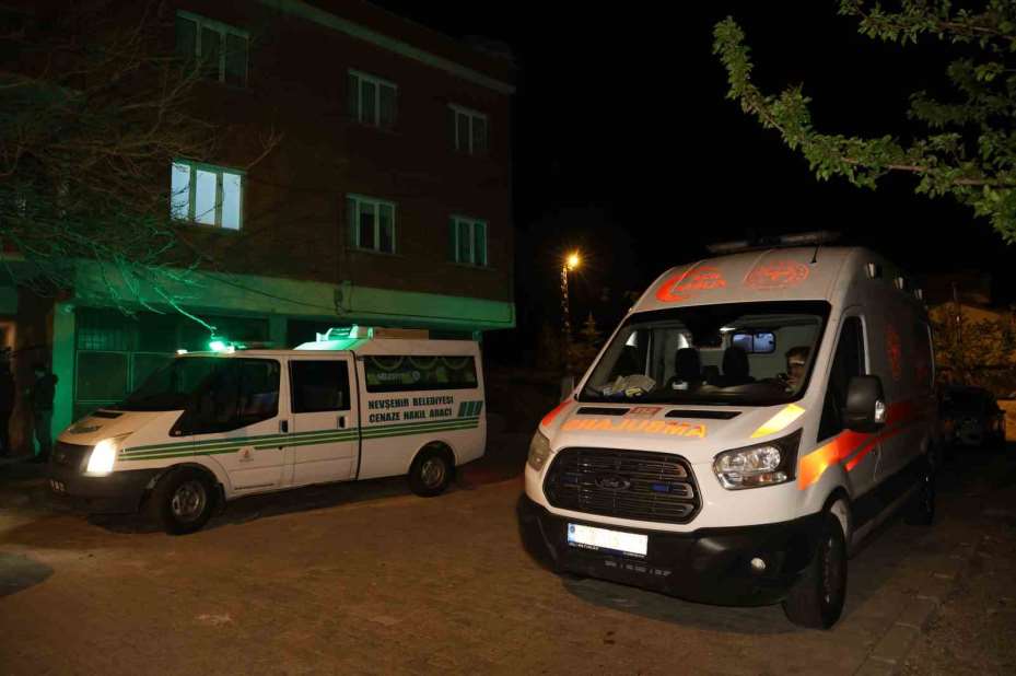 Haber alınamayan şahıs evinde ölü bulundu