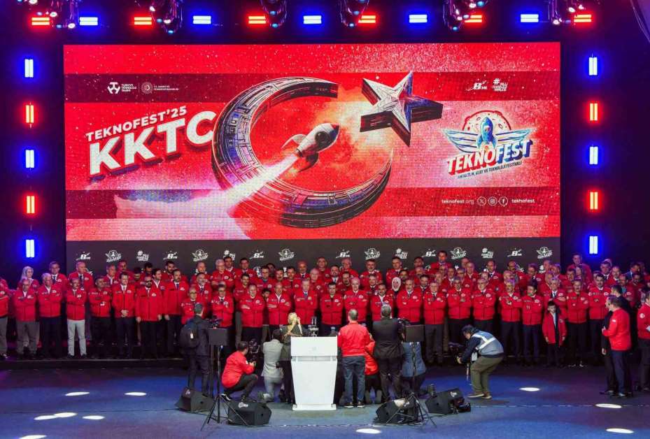 TEI’nin millî motorları TEKNOFEST Kıbrıs’ta Kıbrıslılarla buluştu