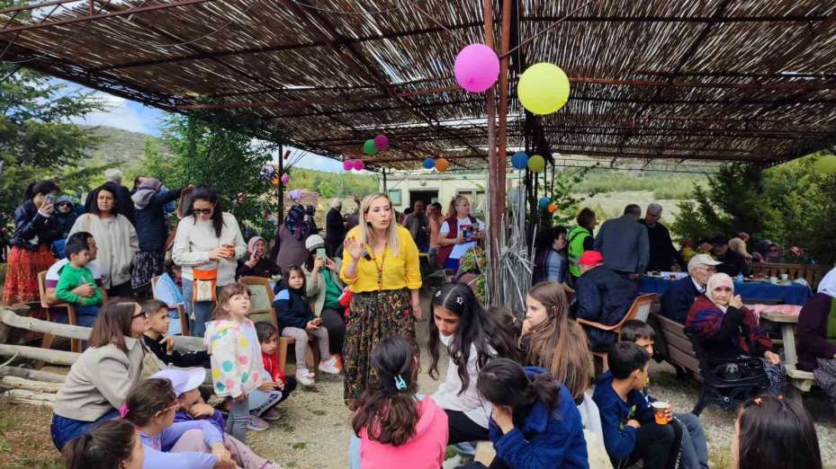 Sanatçıların köyünde Hıdırellez coşkusu