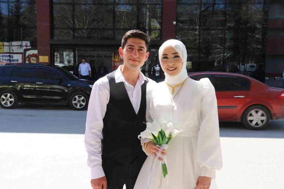 05.05.2025’te "Evet" demek isteyen çiftler salonları doldurdu