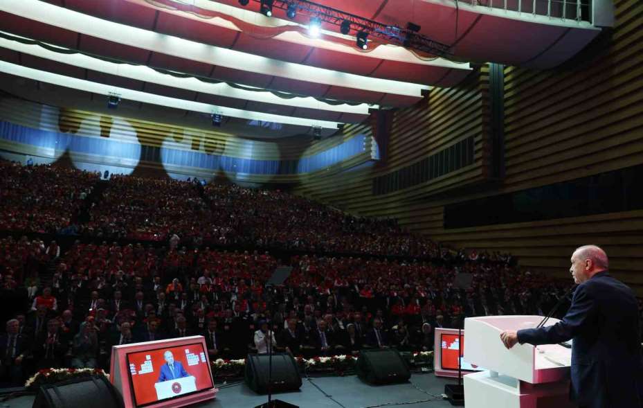 Cumhurbaşkanı Erdoğan: "(Kentsel dönüşüm) Bu meselede artık kimsenin kaprisleriyle vakit kaybedemeyiz"