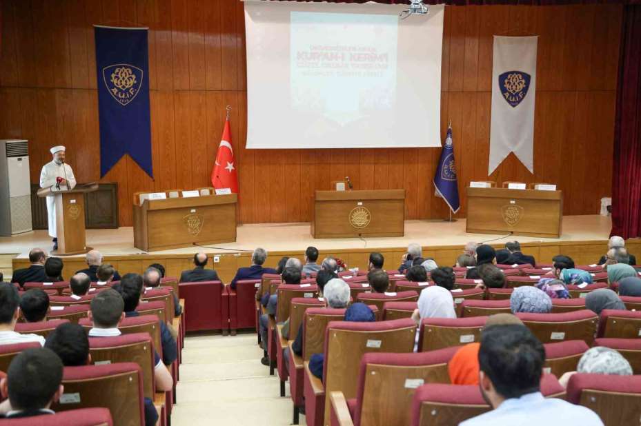 Diyanet İşleri Başkanı Erbaş: "Kur’an-ı Kerim’i anlamak, yaşamak, hayatımızı Kur’an-ı Kerîm’e göre tanzim etmek; nihai hedef budur"
