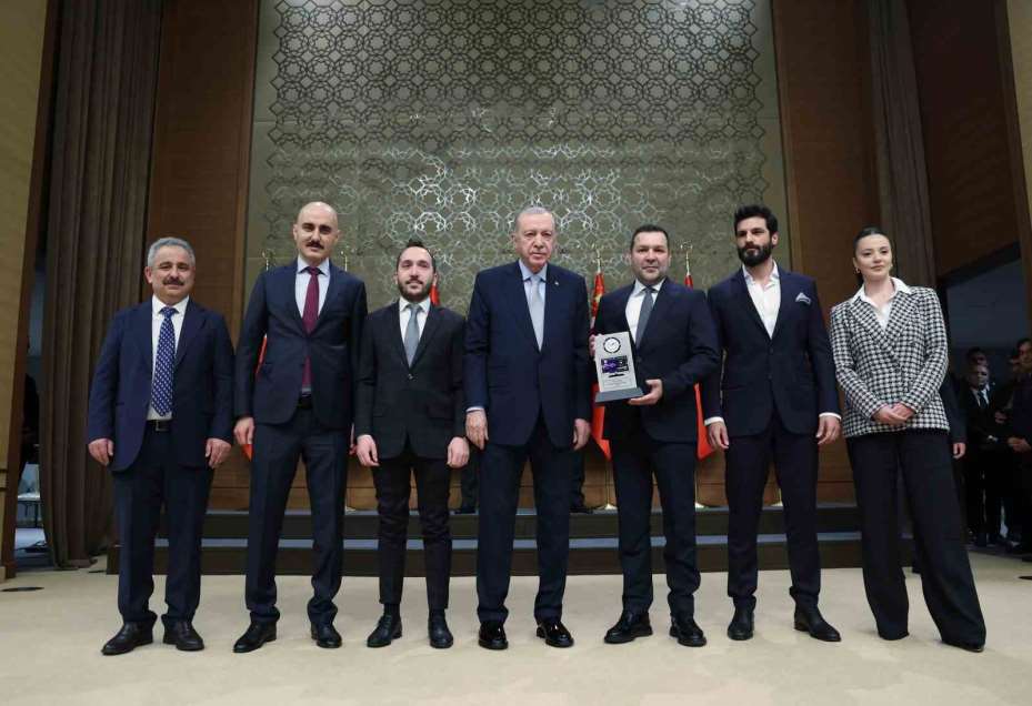 Cumhurbaşkanı Erdoğan: "Milleti provoke eden, halkı galeyana getiren, insanımıza hakaret eden gazeteci olmaz"