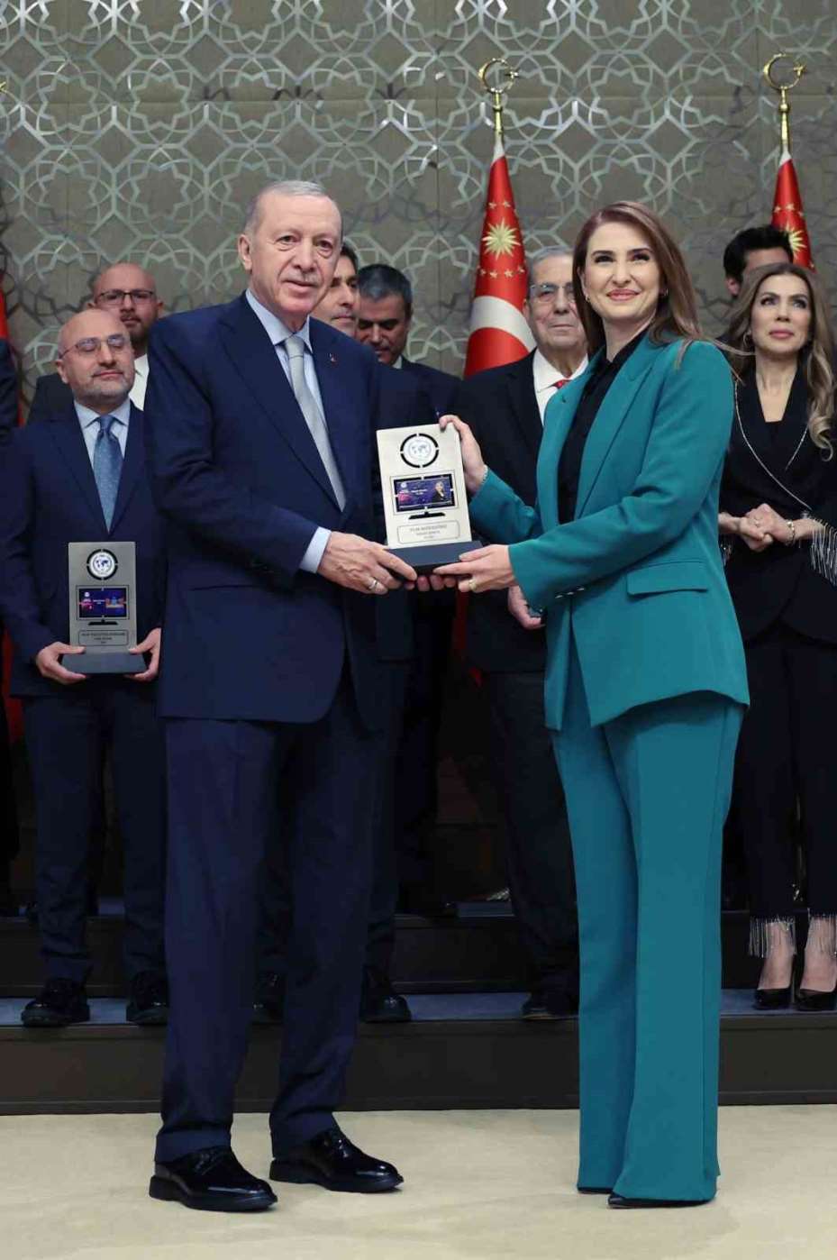 Cumhurbaşkanı Erdoğan: "Milleti provoke eden, halkı galeyana getiren, insanımıza hakaret eden gazeteci olmaz"