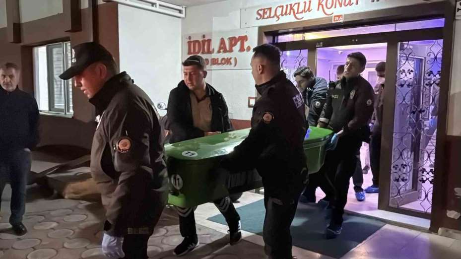 Sivas’ta korkunç cinayet: İki kardeş boğazları kesilmiş olarak bulundu