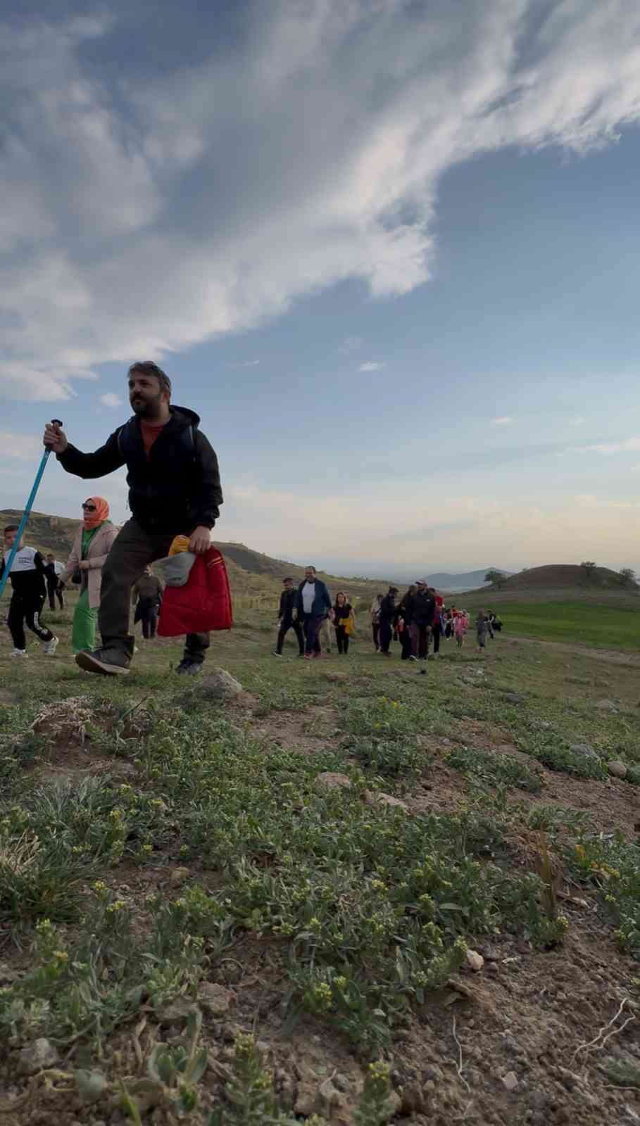 Develi Dağcılık ve Kayak Kulübü’nden ‘Hıdırellez’ yürüyüşü